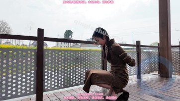 【束心工作室】月月旗袍，古桥五花，三月拍的，油菜花很漂亮