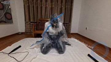 【狸猫工作室】JK妹被塞真空袋，kig人偶填充物被彻底抽真空